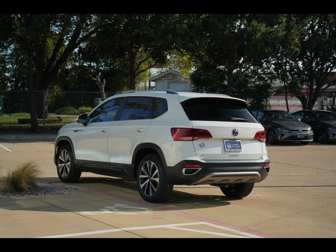 2024 Volkswagen Taos 1.5T SE