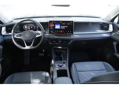 2025 Volkswagen Tiguan 2.0T SE