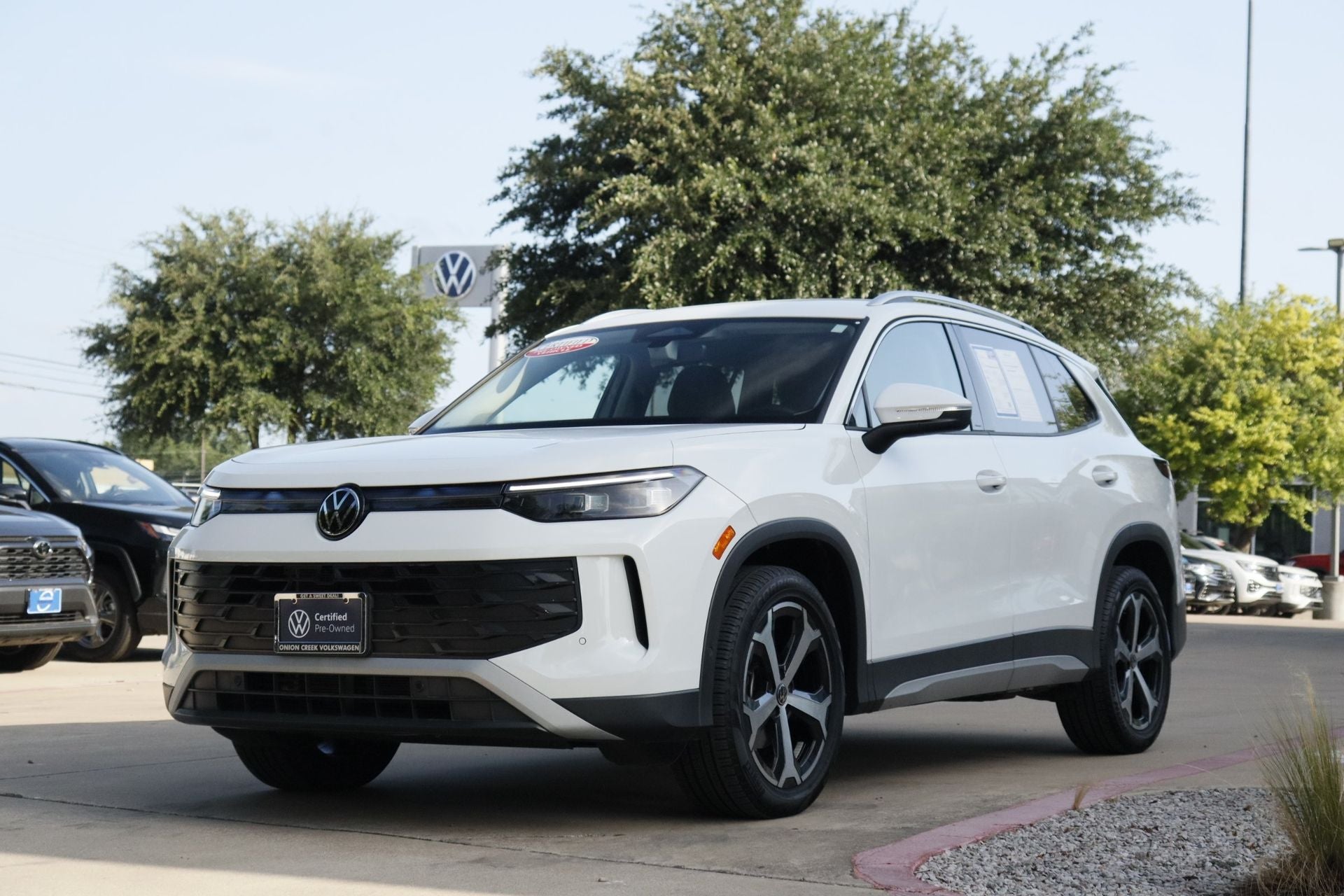 2025 Volkswagen Tiguan 2.0T SE