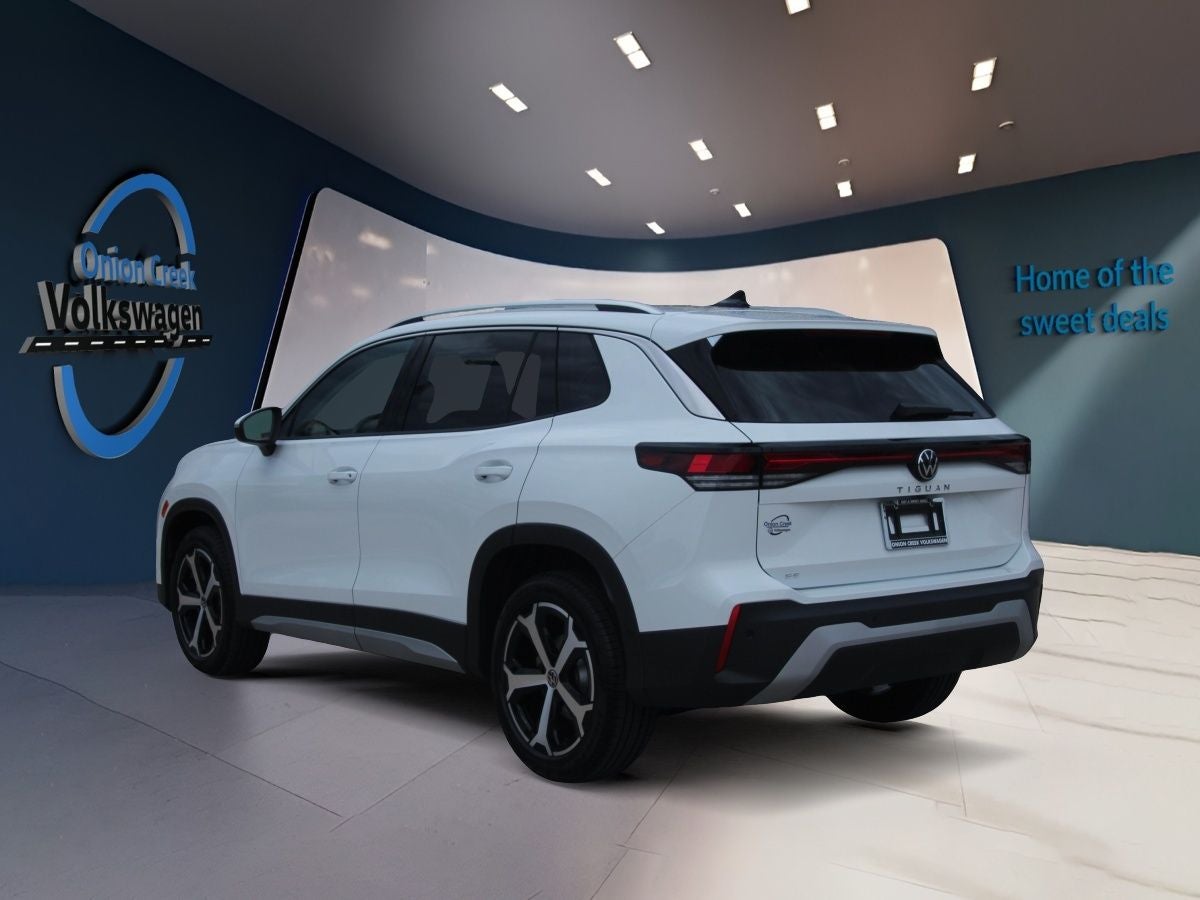 2025 Volkswagen Tiguan 2.0T SE