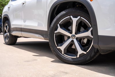 2025 Volkswagen Tiguan 2.0T SE
