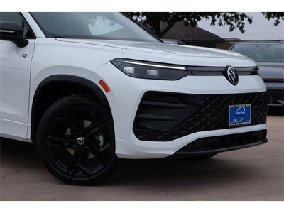 2026 Volkswagen Tiguan 2.0T SE R-Line Black