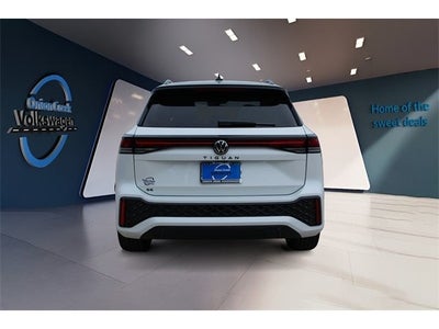 2026 Volkswagen Tiguan 2.0T SE R-Line Black