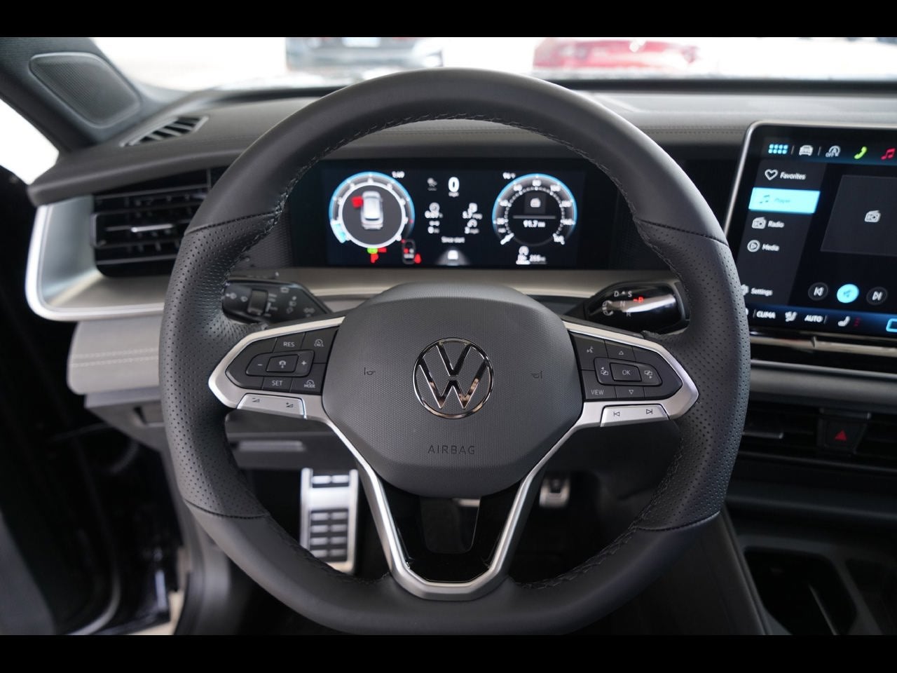 2026 Volkswagen Tiguan 2.0T SE R-Line Black
