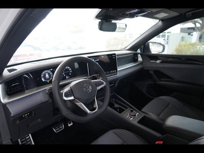 2026 Volkswagen Tiguan 2.0T SE R-Line Black