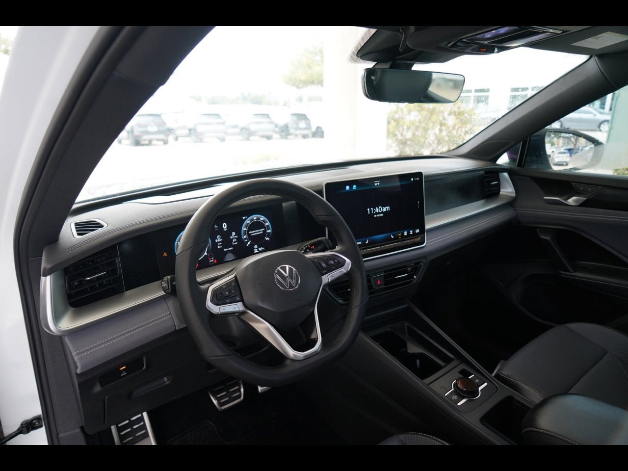 2026 Volkswagen Tiguan 2.0T SE R-Line Black