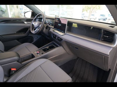 2026 Volkswagen Tiguan 2.0T SE R-Line Black