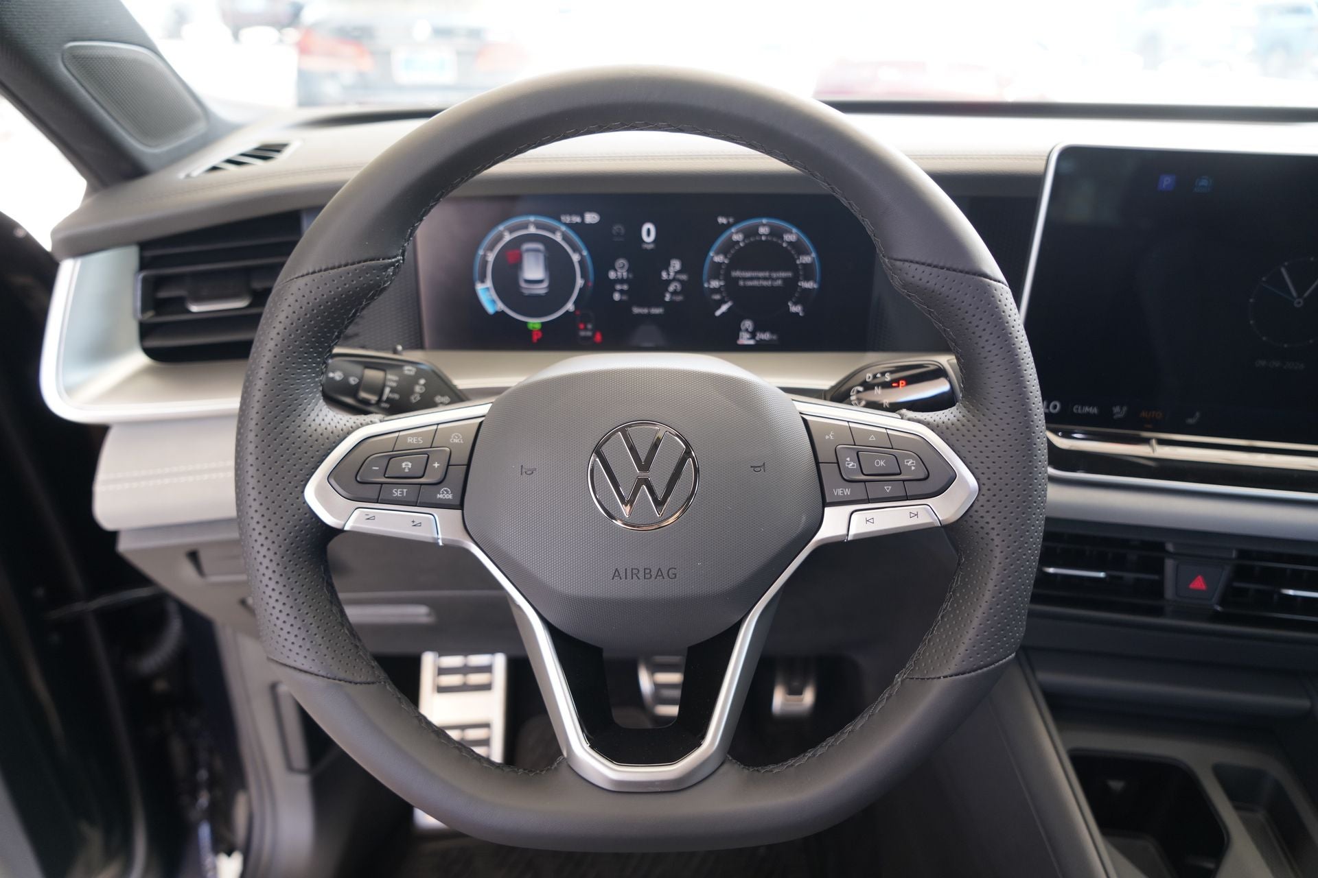 2026 Volkswagen Tiguan 2.0T SE R-Line Black