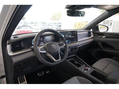 2026 Volkswagen Tiguan 2.0T SE R-Line Black
