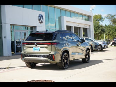 2026 Volkswagen Tiguan 2.0T SE R-Line Black