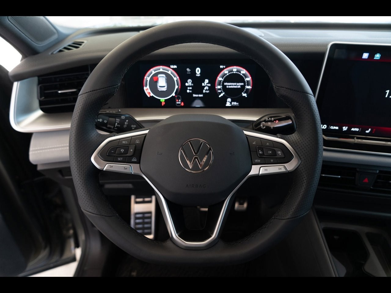 2026 Volkswagen Tiguan 2.0T SE R-Line Black