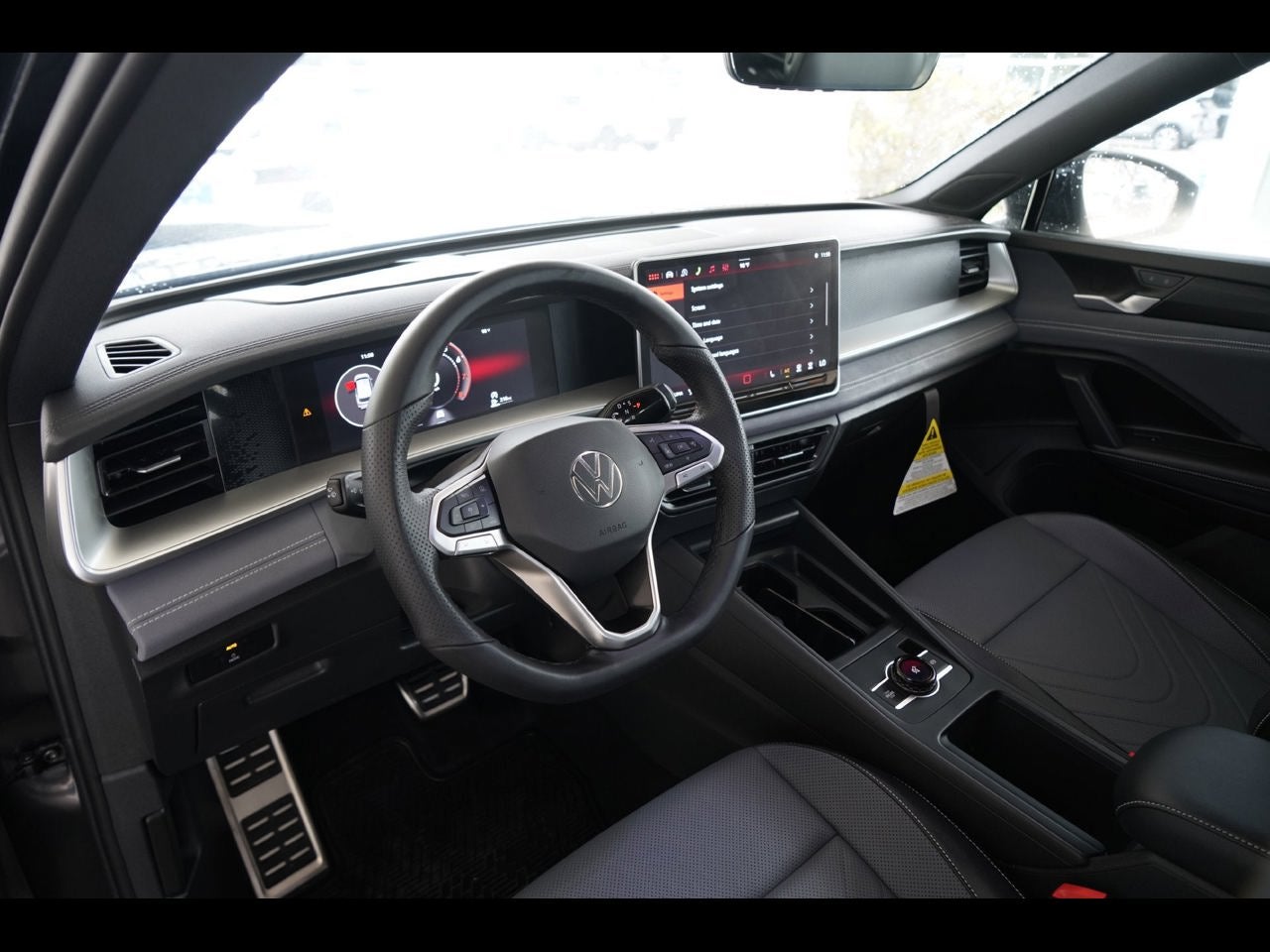 2026 Volkswagen Tiguan 2.0T SE R-Line Black