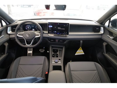 2026 Volkswagen Tiguan 2.0T SE R-Line Black