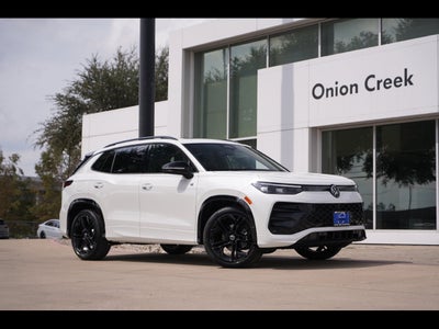 2026 Volkswagen Tiguan 2.0T SE R-Line Black