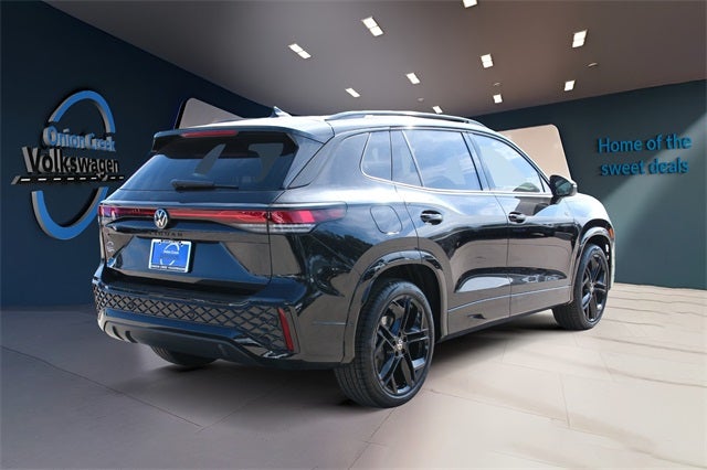 2026 Volkswagen Tiguan 2.0T SE R-Line Black