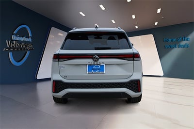 2026 Volkswagen Tiguan 2.0T SE R-Line Black