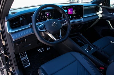 2026 Volkswagen Tiguan 2.0T SE R-Line Black