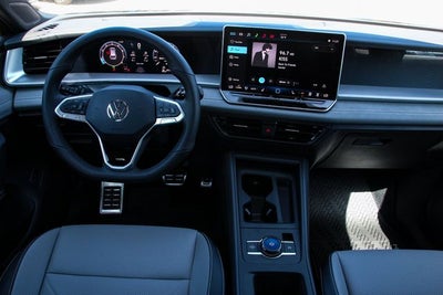 2026 Volkswagen Tiguan 2.0T SE R-Line Black