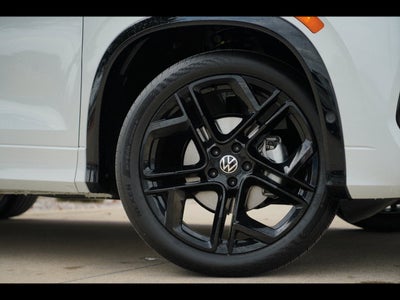 2026 Volkswagen Tiguan 2.0T SE R-Line Black