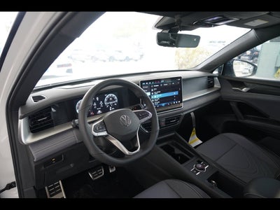 2026 Volkswagen Tiguan 2.0T SE R-Line Black