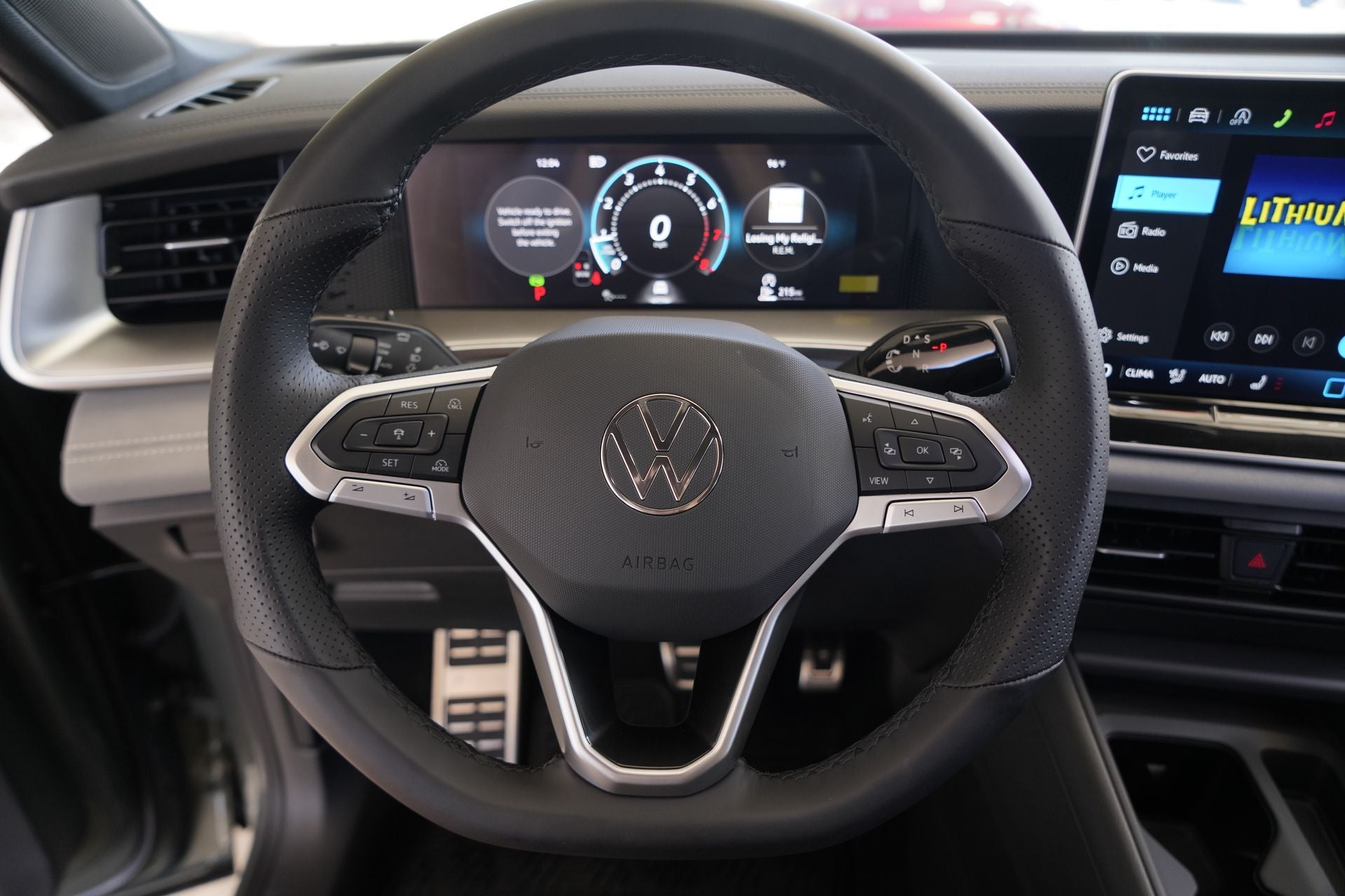 2026 Volkswagen Tiguan 2.0T SE R-Line Black
