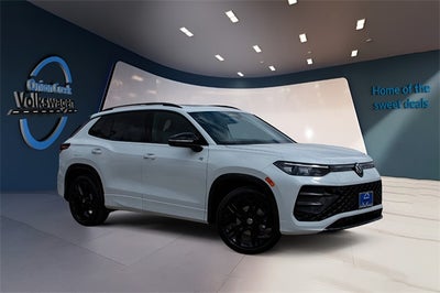 2026 Volkswagen Tiguan 2.0T SE R-Line Black