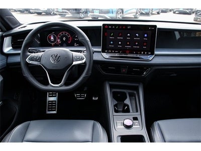 2026 Volkswagen Tiguan 2.0T SE R-Line Black