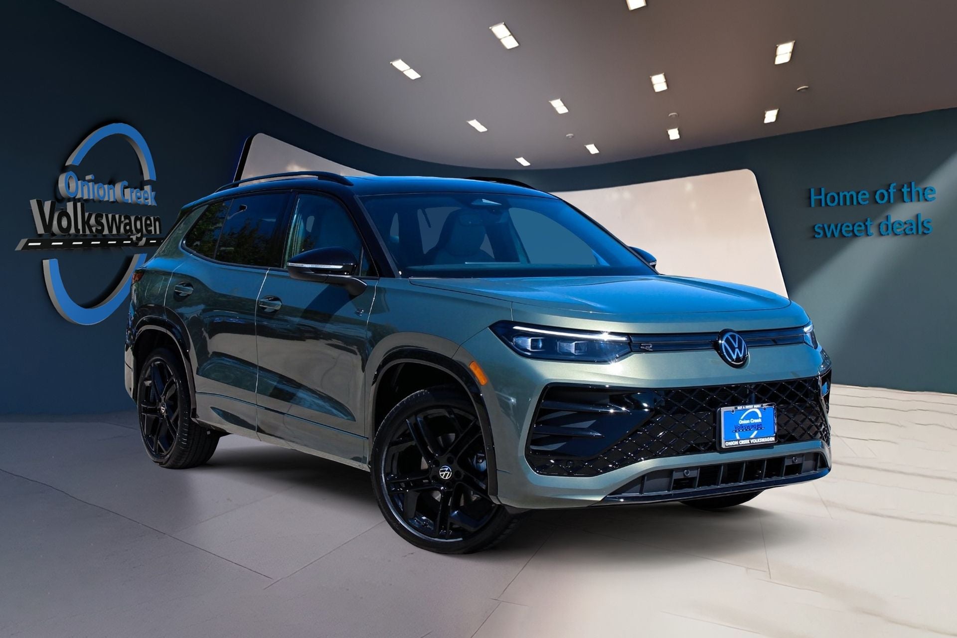 2026 Volkswagen Tiguan 2.0T SE R-Line Black