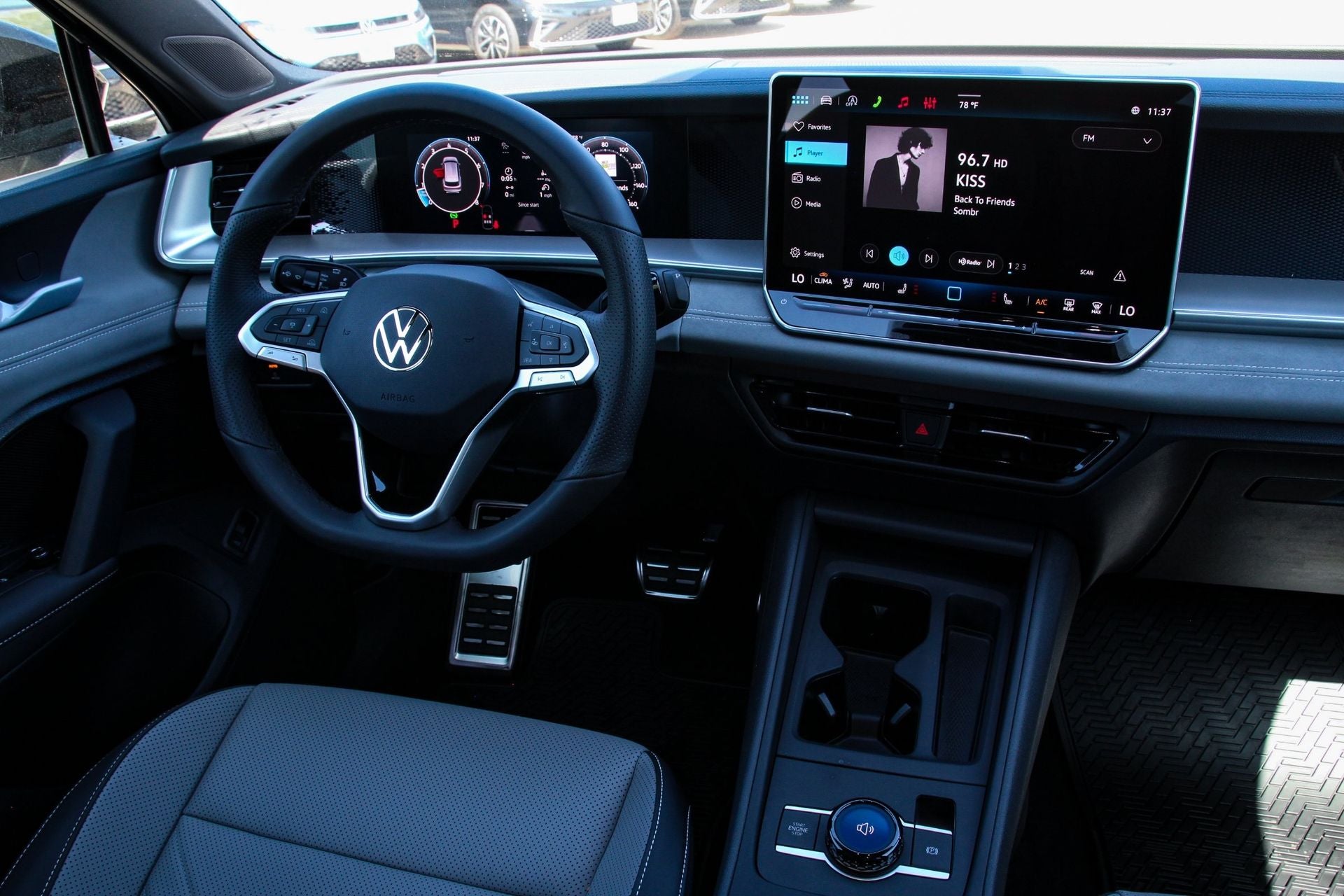 2026 Volkswagen Tiguan 2.0T SE R-Line Black