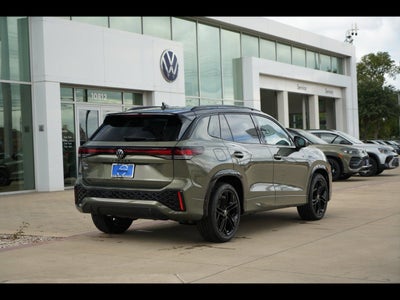 2026 Volkswagen Tiguan 2.0T SE R-Line Black
