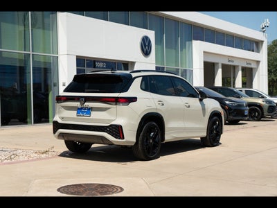 2026 Volkswagen Tiguan 2.0T SE R-Line Black