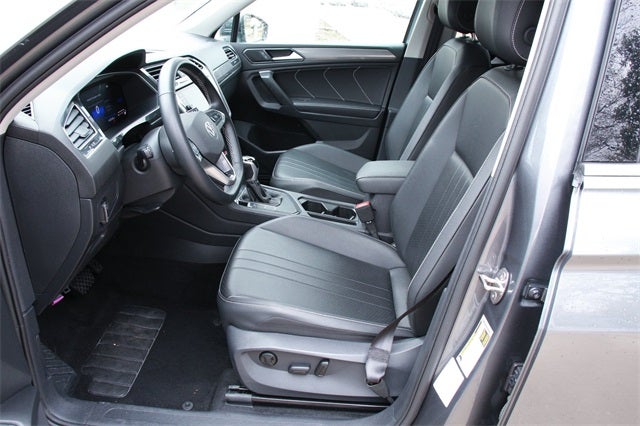 2024 Volkswagen Tiguan 2.0T Wolfsburg Edition