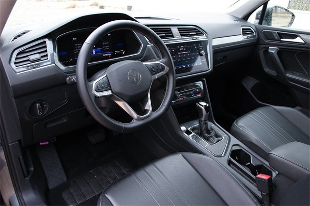 2024 Volkswagen Tiguan 2.0T Wolfsburg Edition