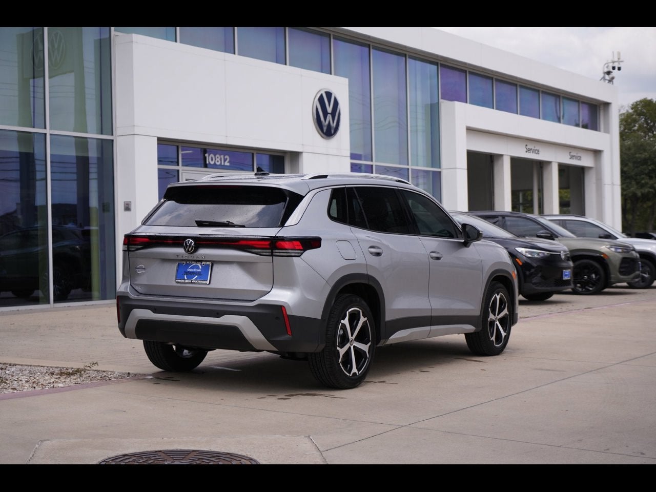 2026 Volkswagen Tiguan 2.0T SE