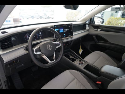 2026 Volkswagen Tiguan 2.0T SE