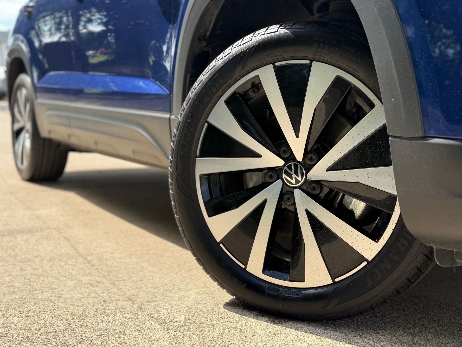 2023 Volkswagen Taos 1.5T SE