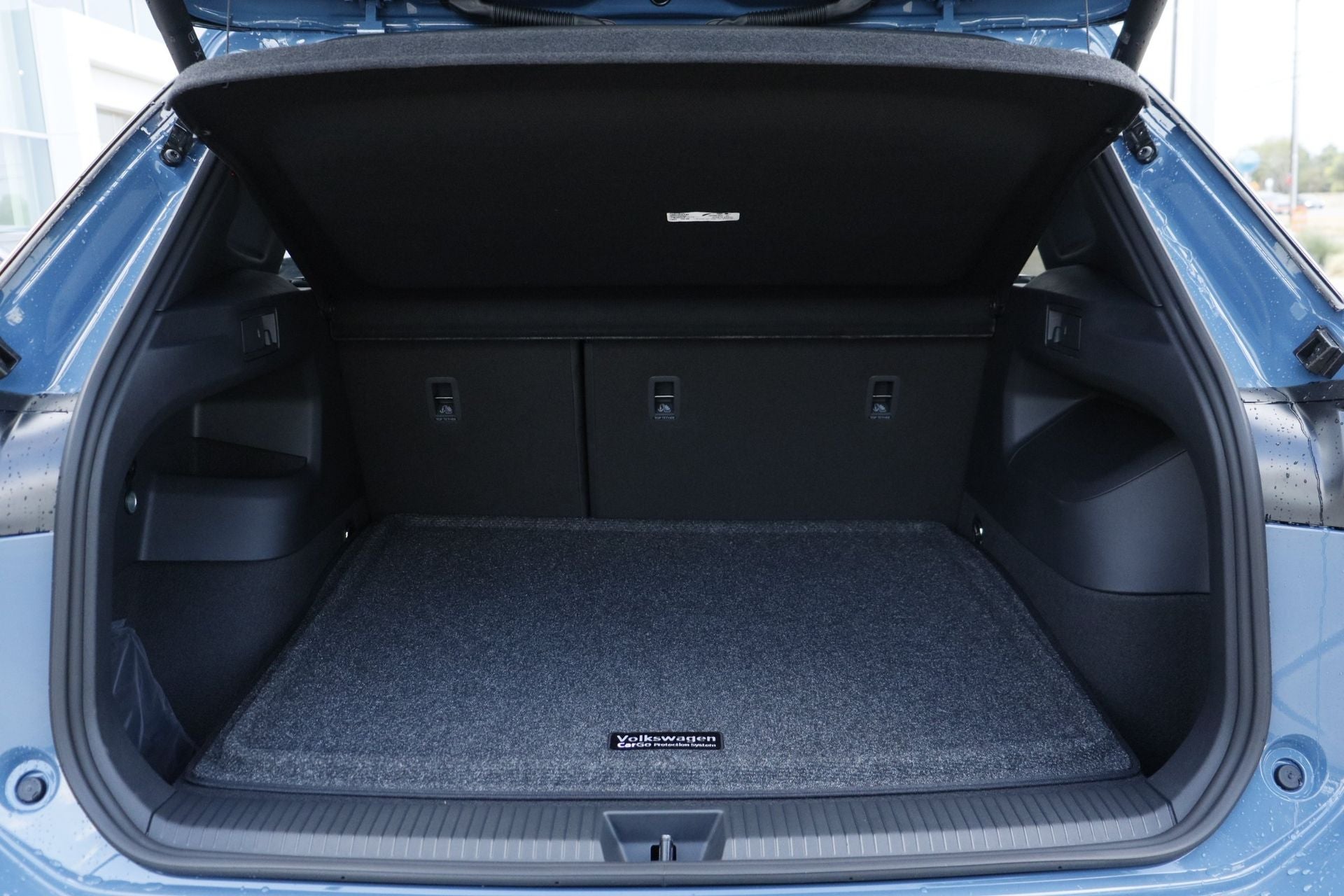 2026 Volkswagen Tiguan 2.0T SEL R-Line Turbo