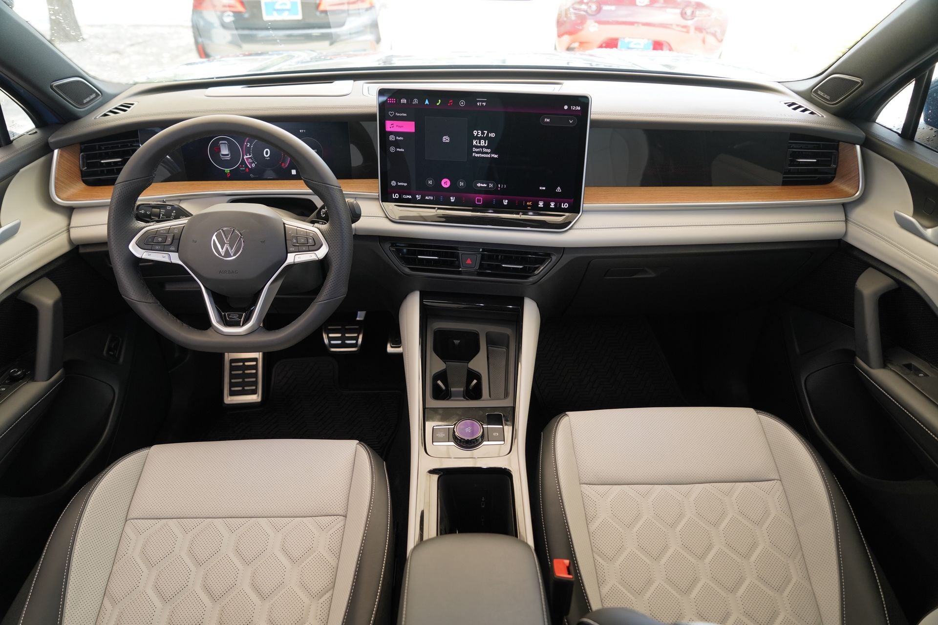 2026 Volkswagen Tiguan 2.0T SEL R-Line Turbo