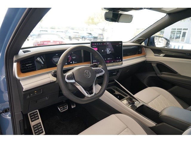 2026 Volkswagen Tiguan 2.0T SEL R-Line Turbo