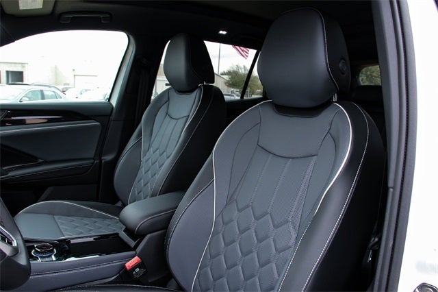 2026 Volkswagen Tiguan 2.0T SEL R-Line