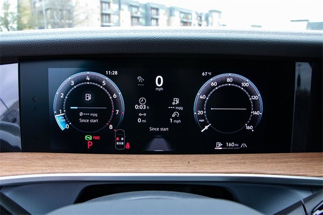 2026 Volkswagen Tiguan 2.0T SEL R-Line