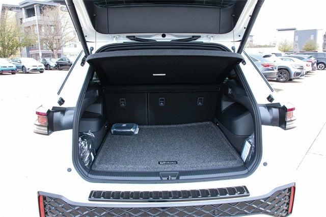 2026 Volkswagen Tiguan 2.0T SEL R-Line