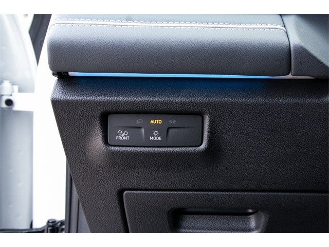 2026 Volkswagen Tiguan 2.0T SEL R-Line