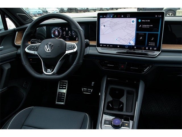 2026 Volkswagen Tiguan 2.0T SEL R-Line