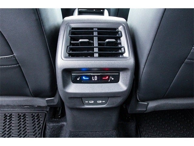 2026 Volkswagen Tiguan 2.0T SEL R-Line