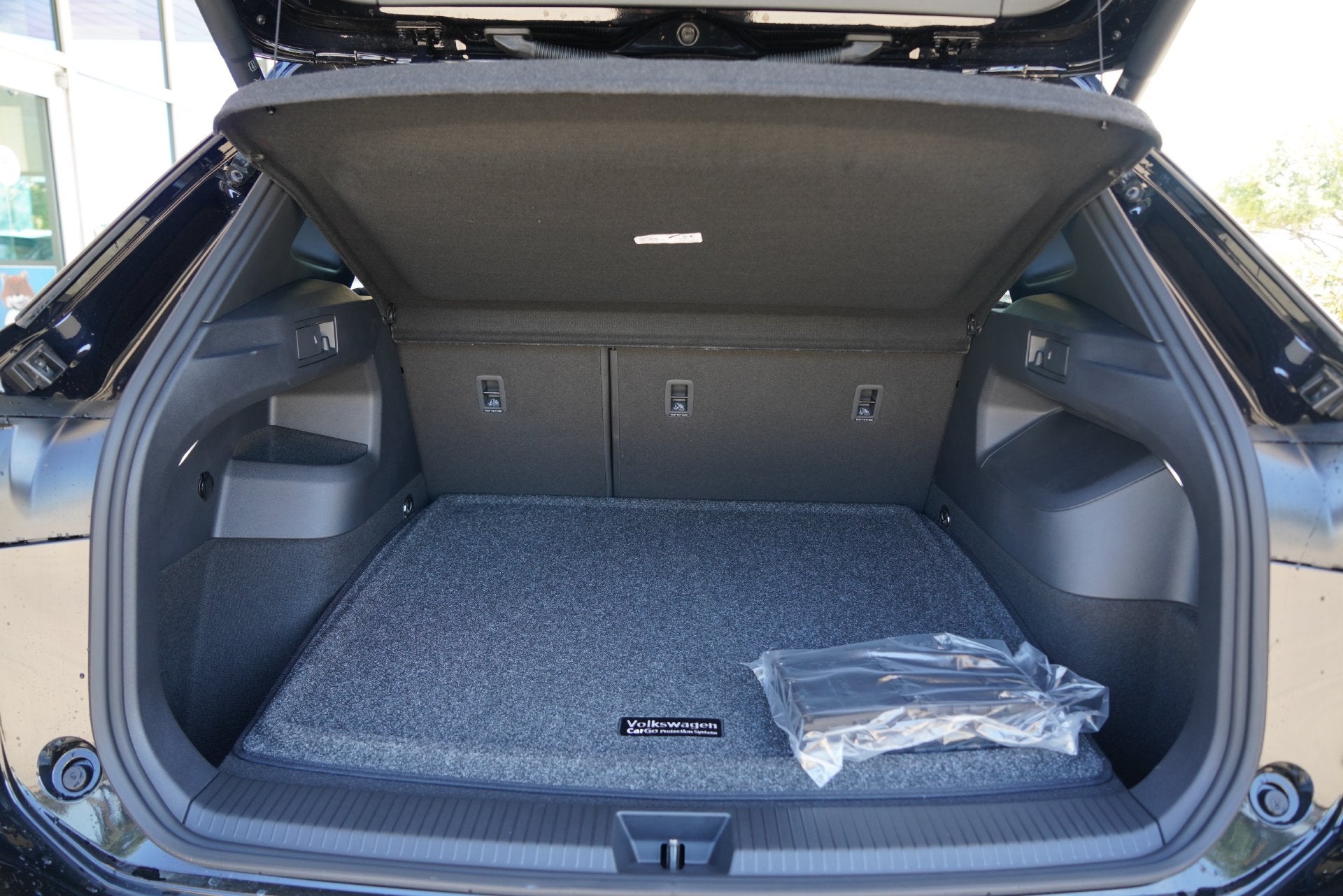 2026 Volkswagen Tiguan 2.0T SEL R-Line Turbo