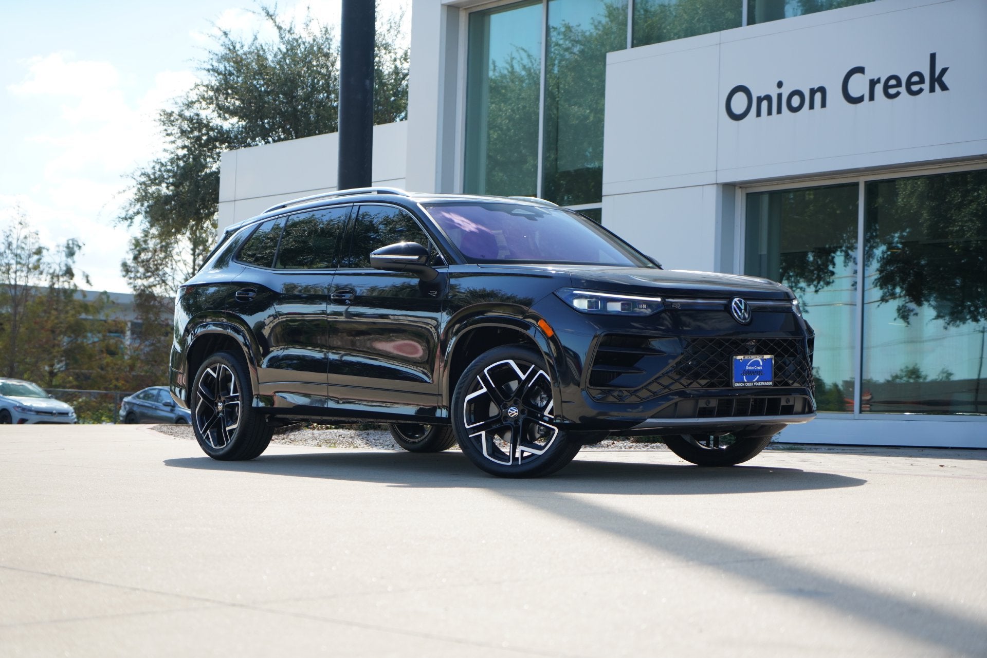 2026 Volkswagen Tiguan 2.0T SEL R-Line Turbo