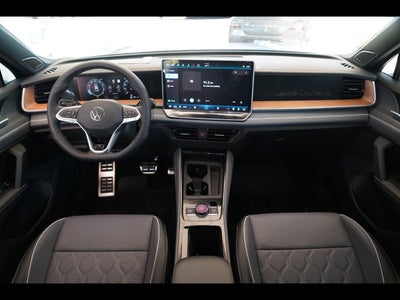 2026 Volkswagen Tiguan 2.0T SEL R-Line Turbo
