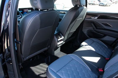 2026 Volkswagen Tiguan 2.0T SEL R-Line Turbo