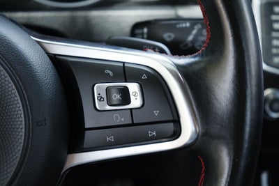 2017 Volkswagen Golf GTI Base